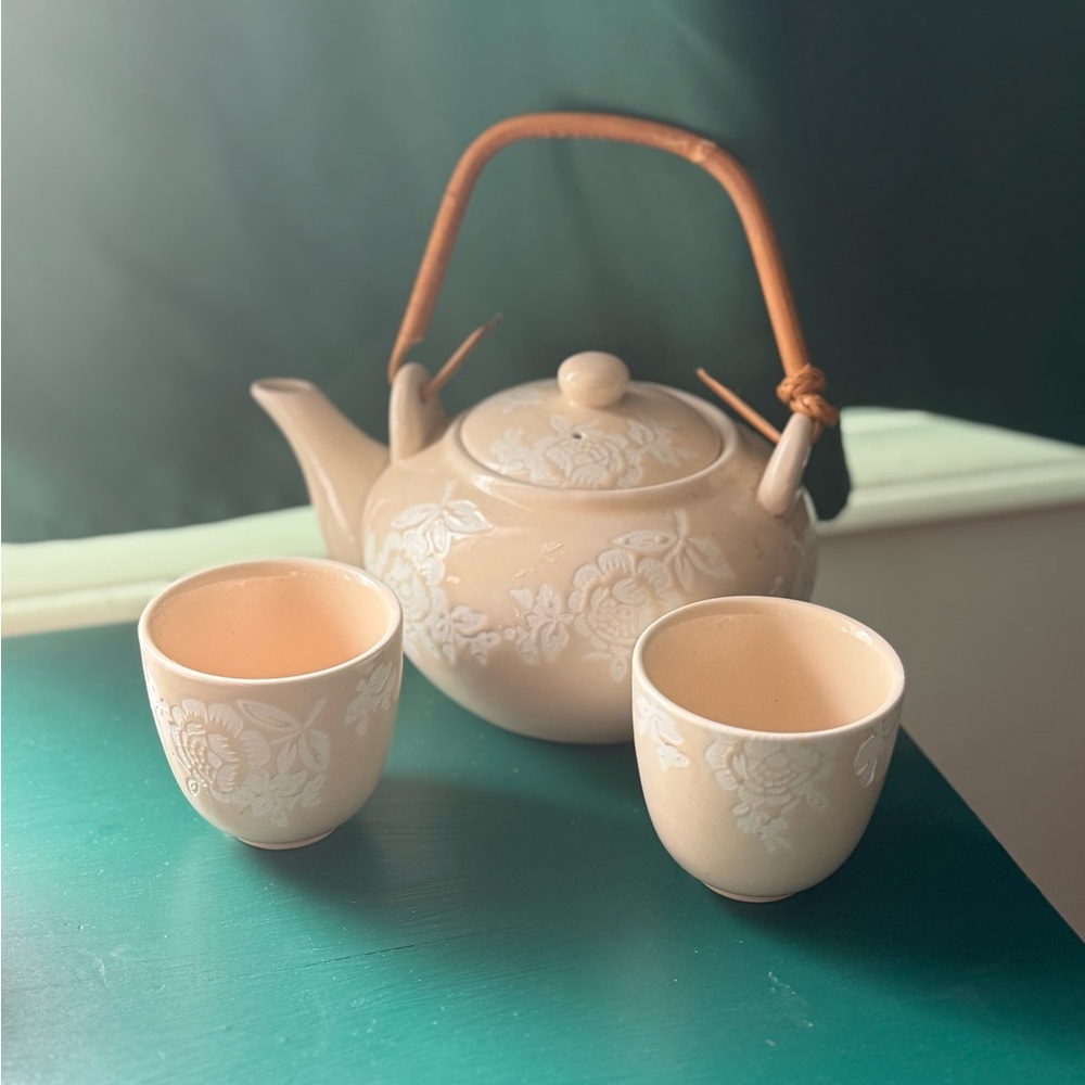 Pier 1 Floral Beige Teapot Set with Cups